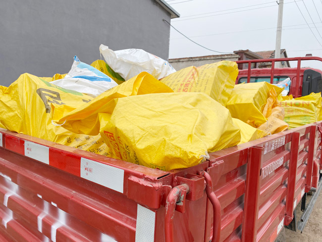 大量庫(kù)存及裝車